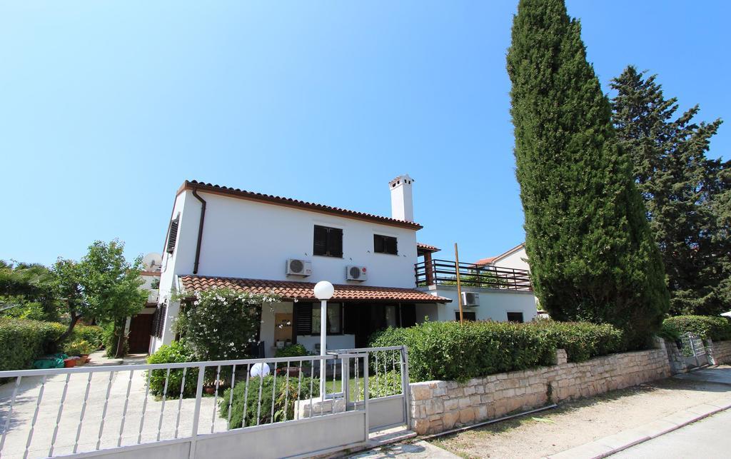 Apartments Apollonio Rovinj Exterior photo